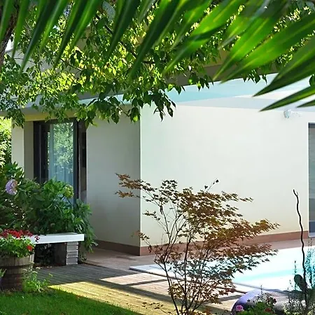 D'este Bed & Breakfast 4*