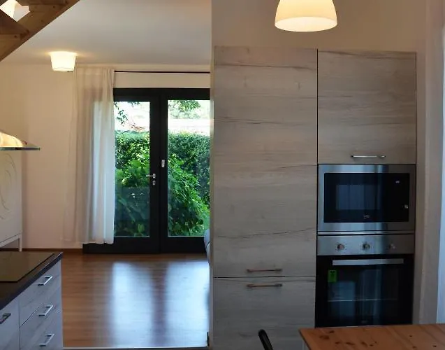 D'este ベッド・アンド・ブレックファスト