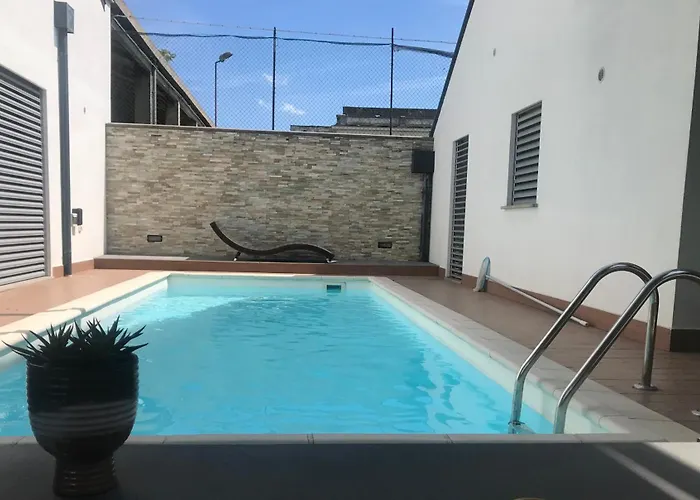 ベッド・アンド・ブレックファスト D'este 4*